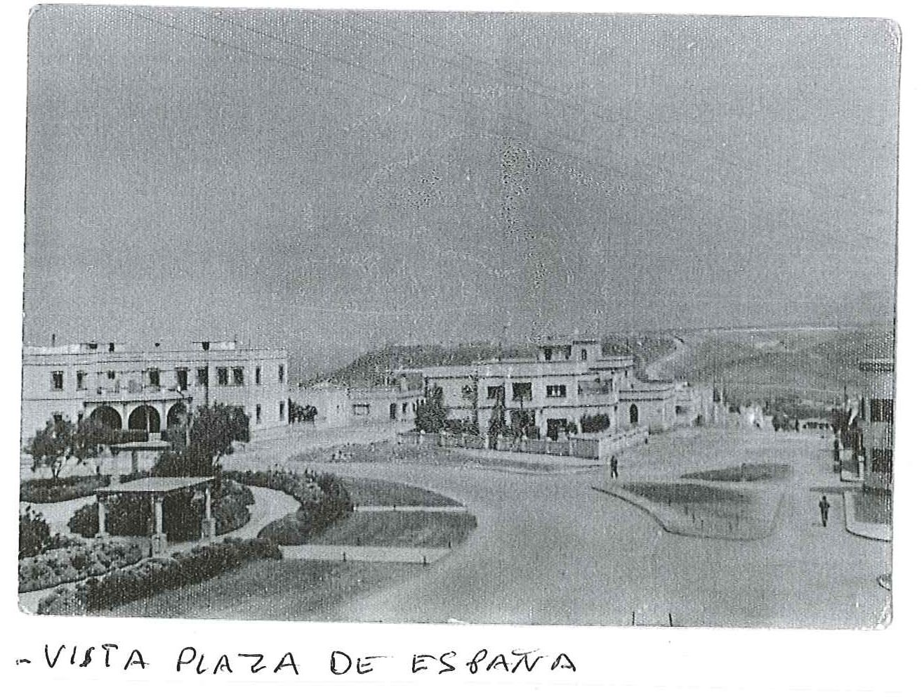 Plaza de España, Sidi Ifni. Fotografía original de la campaña de Ifni y el Sáhara español, 1958-1959, Batallón Expedicionario Tetuán XIV.