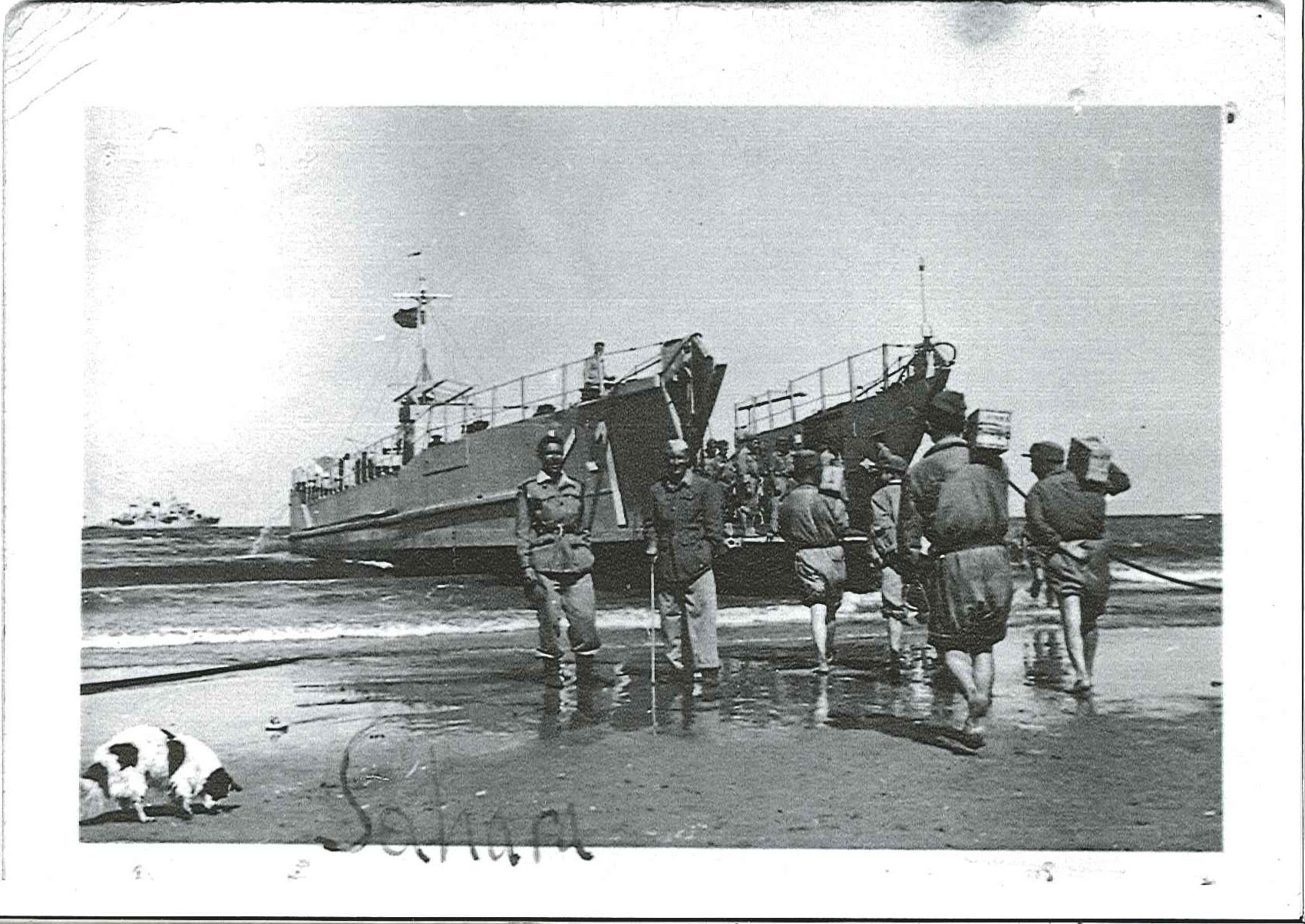 Sáhara. Fotografía original de la campaña de Ifni y el Sáhara español, 1958-1959, Batallón Expedicionario Tetuán XIV.